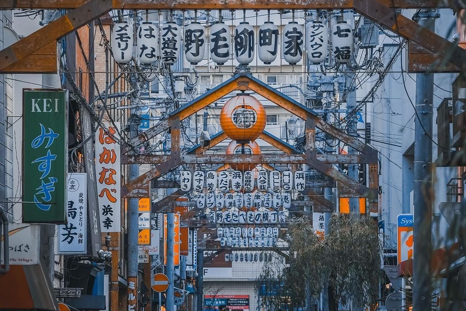野毛・花咲町 エリアの街並み